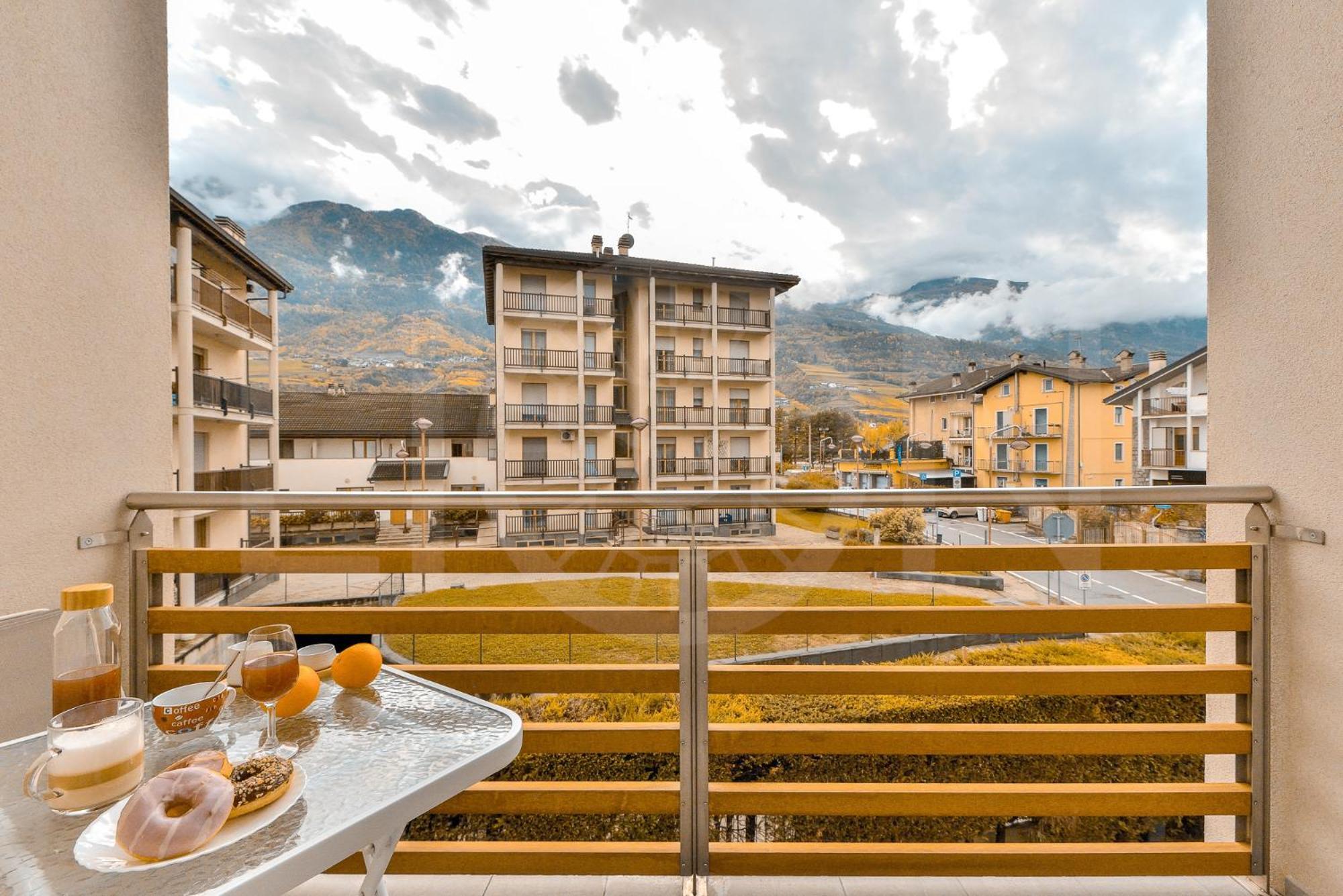Le Lion Apartments - Bike & Ski Aosta Exterior photo